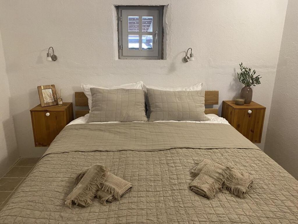 Private Cottage In Olive Grove With Heated Pool Vinišće Exteriér fotografie