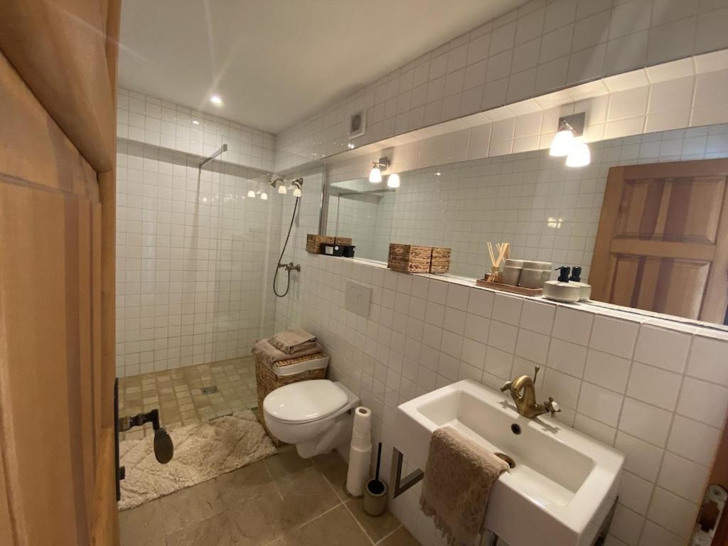 Private Cottage In Olive Grove With Heated Pool Vinišće Exteriér fotografie