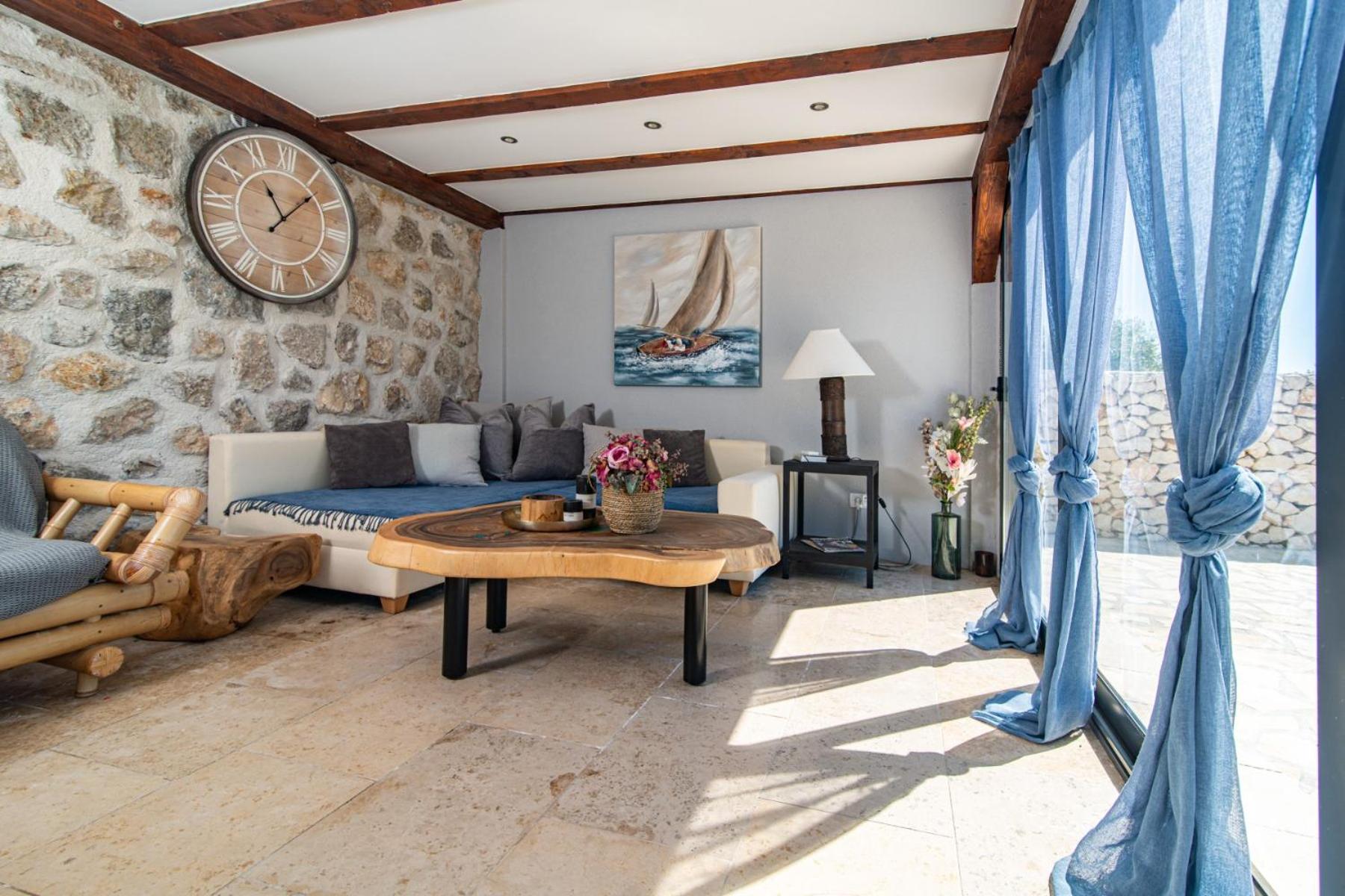 Private Cottage In Olive Grove With Heated Pool Vinišće Exteriér fotografie