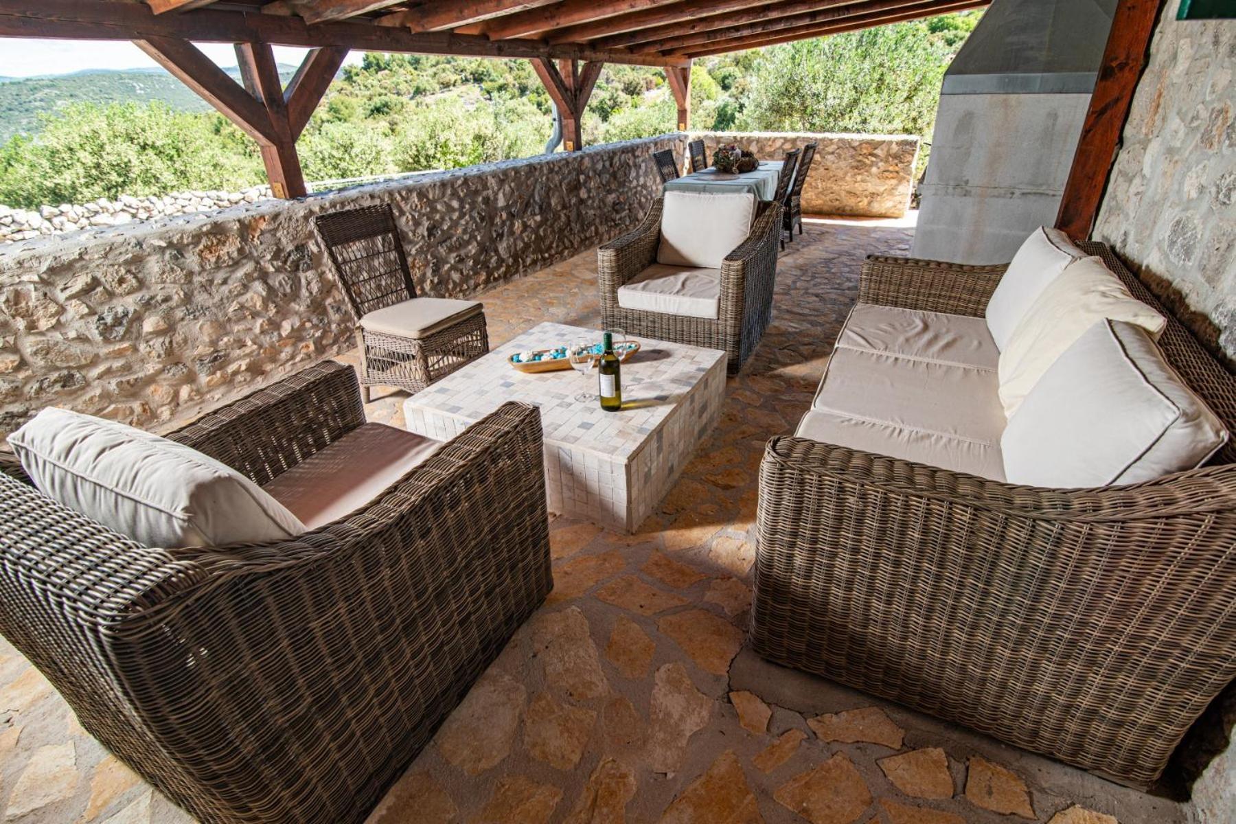 Private Cottage In Olive Grove With Heated Pool Vinišće Exteriér fotografie